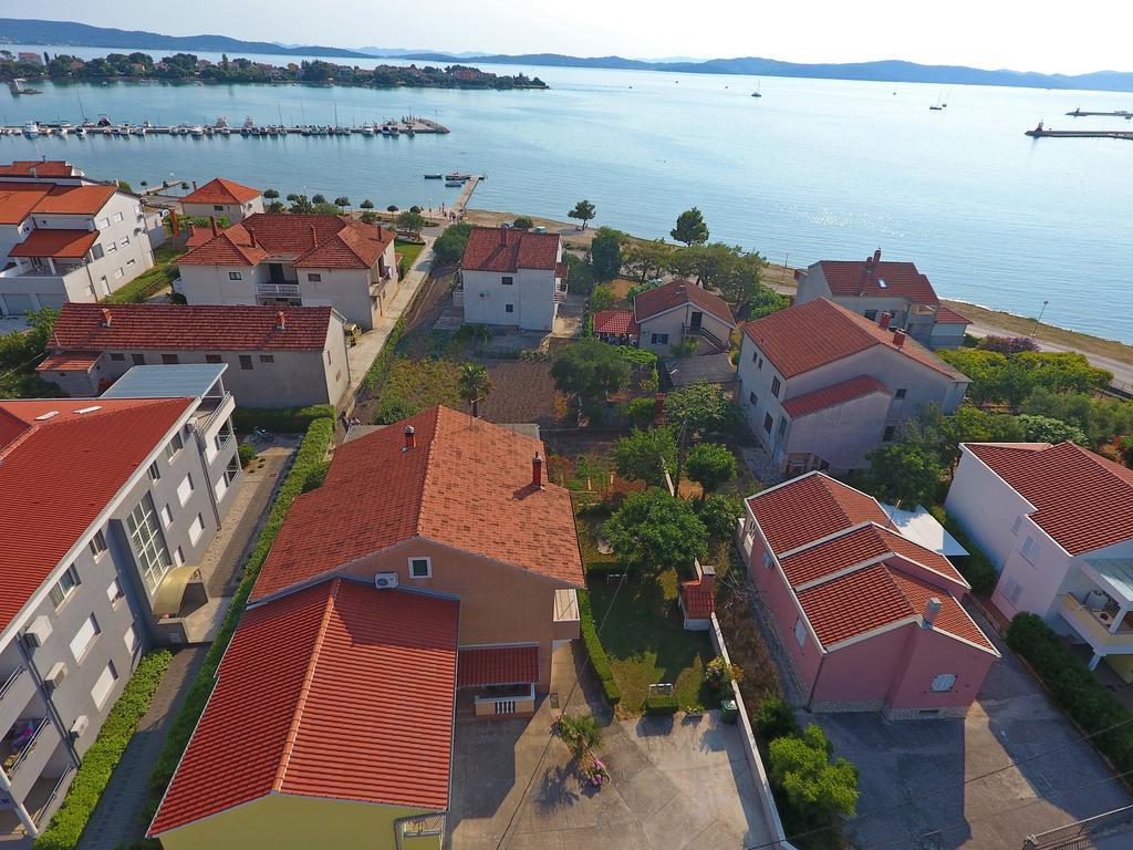Apartments Lena Sukošan Zewnętrze zdjęcie
