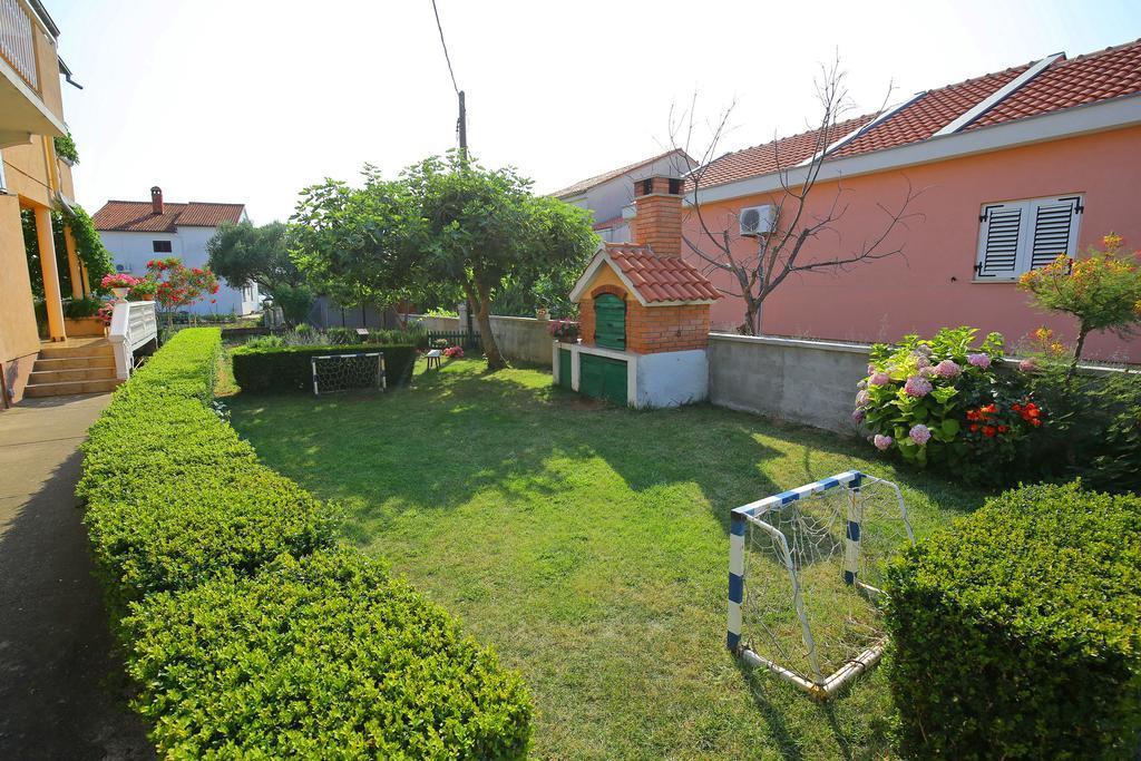 Apartments Lena Sukošan Zewnętrze zdjęcie