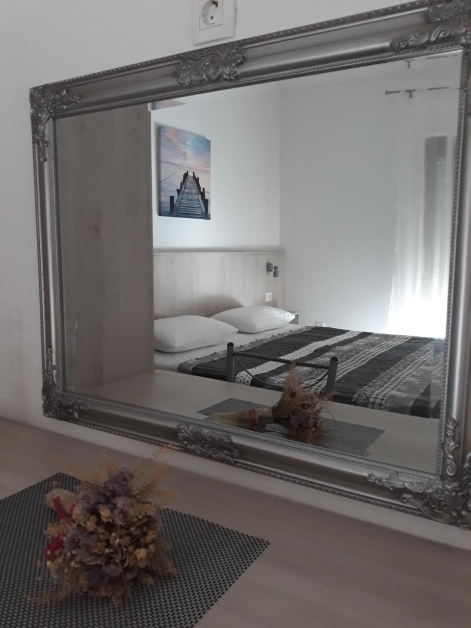 Apartments Lena Sukošan Zewnętrze zdjęcie